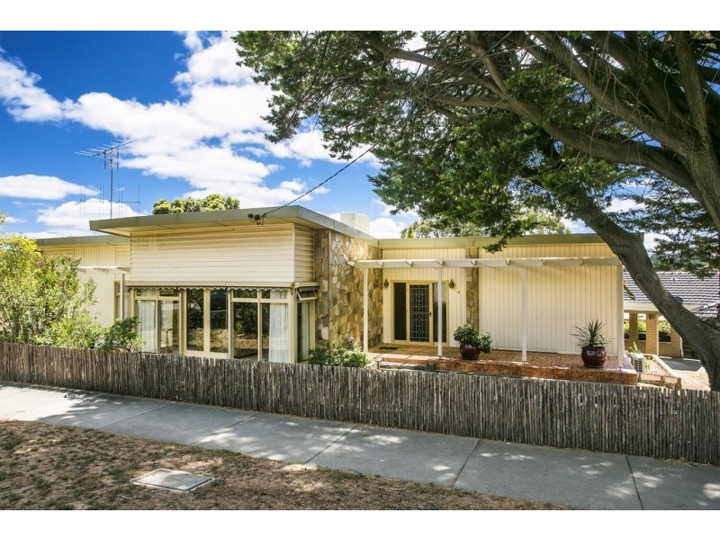 4 Marshall Crescent, Kennington VIC 3550