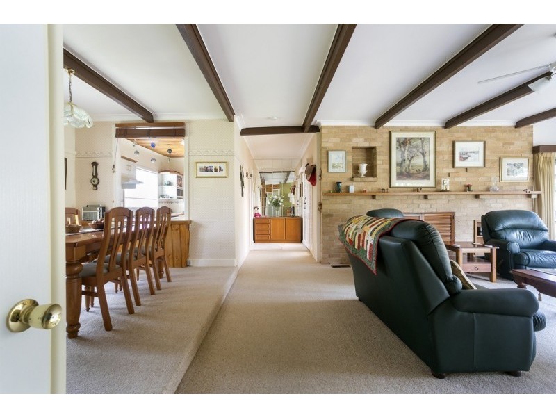 4 Marshall Crescent, Kennington VIC 3550