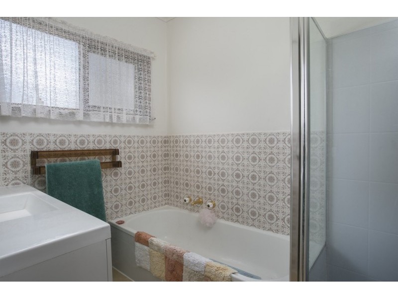 31 Lawson Street, Spring Gully VIC 3550