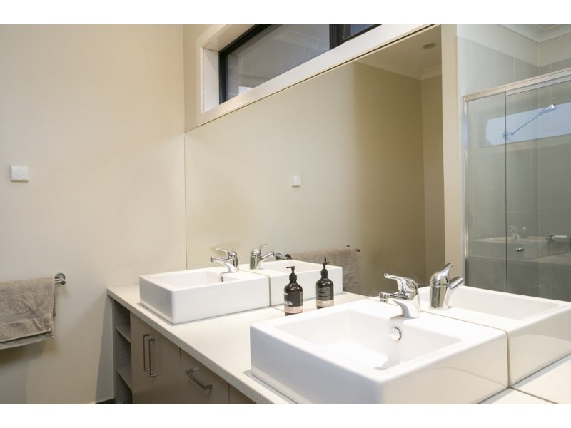 222 Edwards Road, Maiden Gully VIC 3551