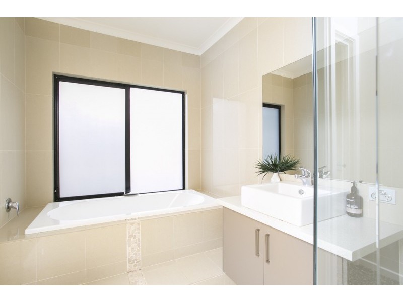 222 Edwards Road, Maiden Gully VIC 3551