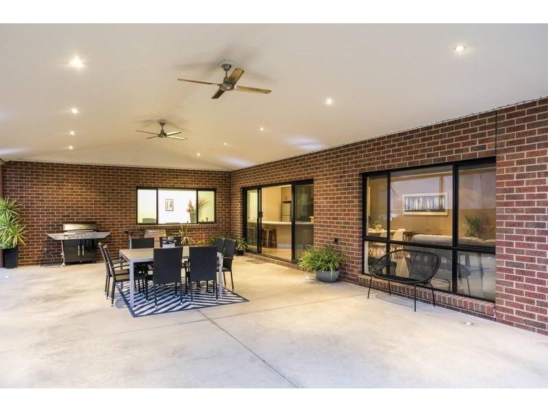 222 Edwards Road, Maiden Gully VIC 3551