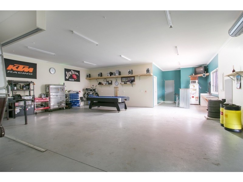 222 Edwards Road, Maiden Gully VIC 3551