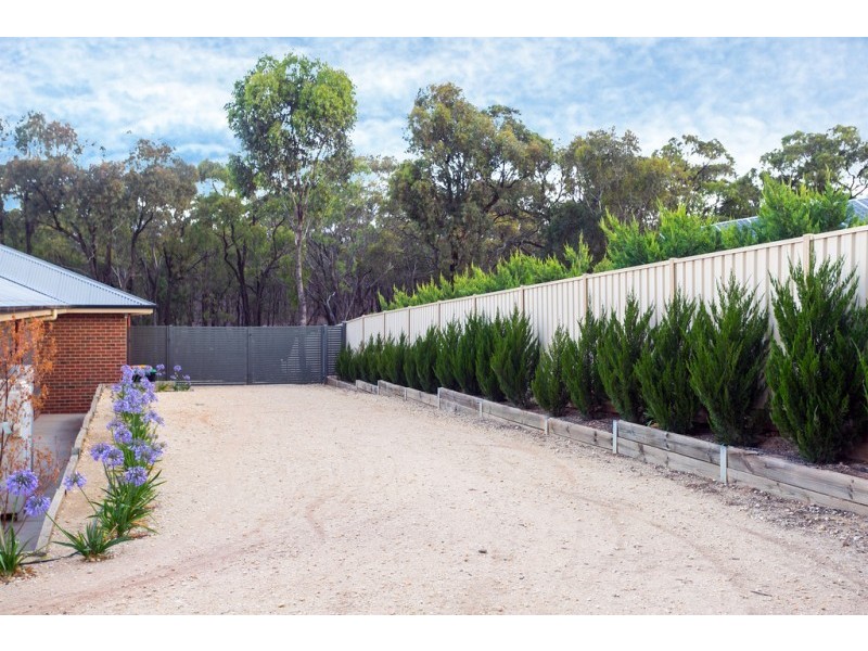 222 Edwards Road, Maiden Gully VIC 3551