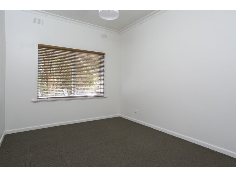 1 Morrison Street, Kangaroo Flat VIC 3555