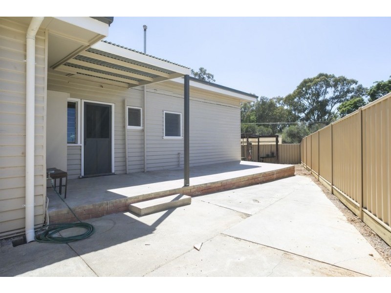1 Morrison Street, Kangaroo Flat VIC 3555