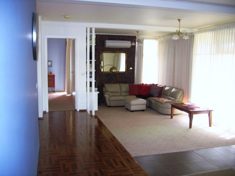 58 Keck Street, Flora Hill VIC 3550