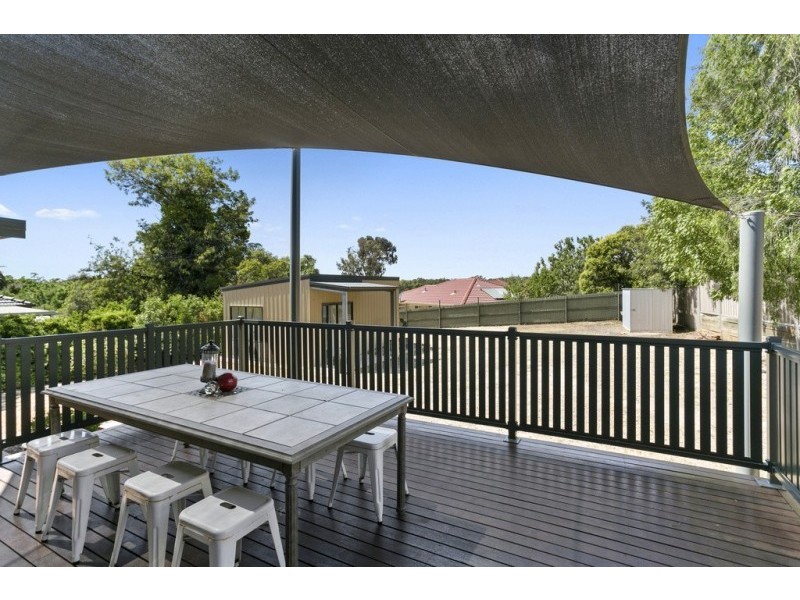 5 Park Street, Strathdale VIC 3550