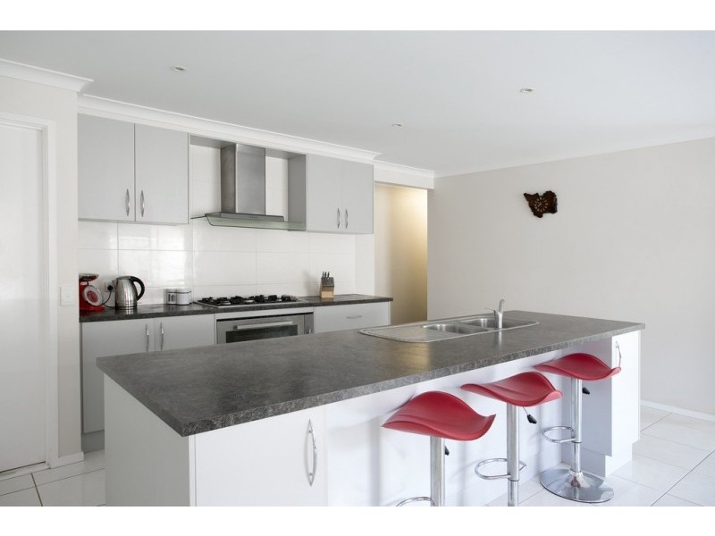 20 McConnachie Court, Ascot VIC 3551