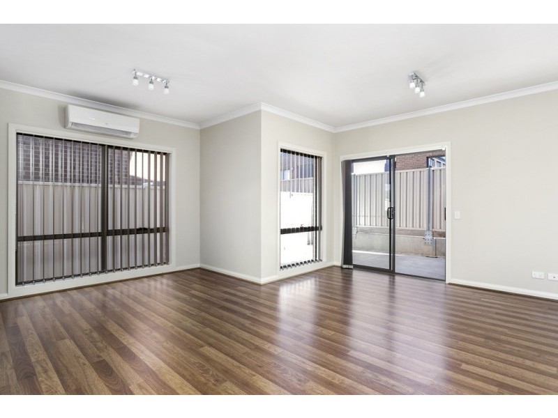 2/23 Alexander Street, Kangaroo Flat VIC 3555