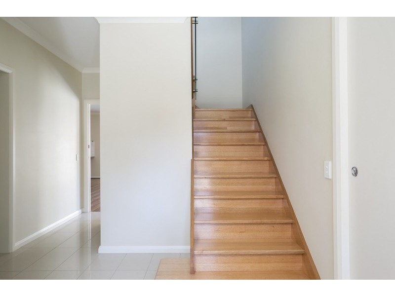 2/23 Alexander Street, Kangaroo Flat VIC 3555