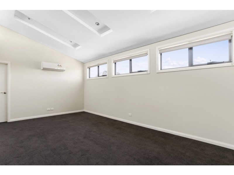 2/23 Alexander Street, Kangaroo Flat VIC 3555