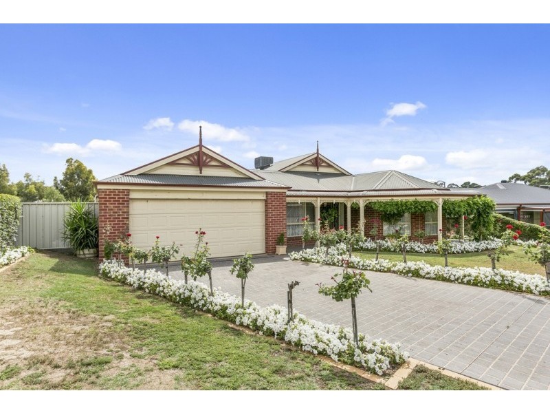 9 McClelland Street, Eaglehawk VIC 3556