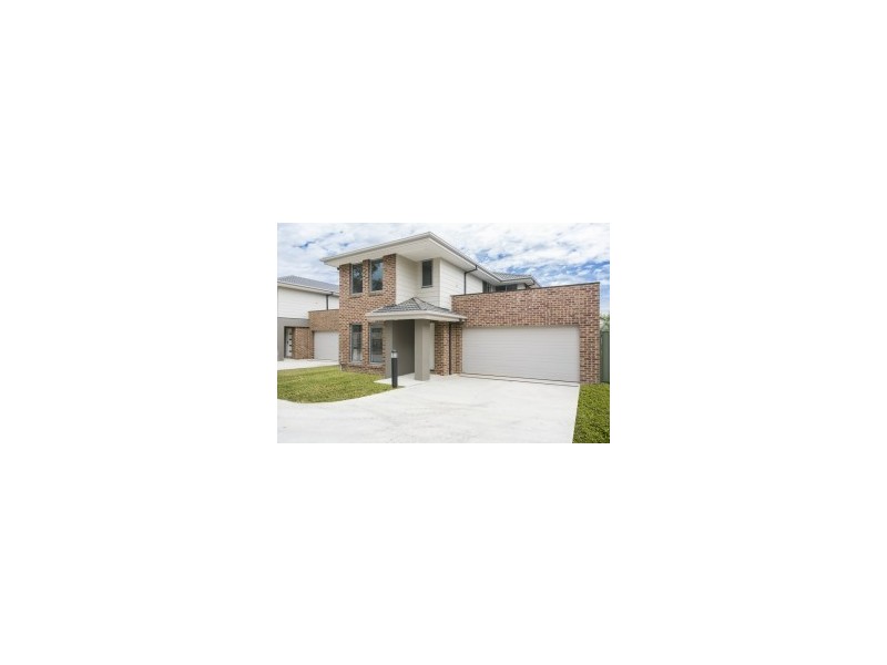 2/3 Shamrock Street, Golden Square VIC 3555