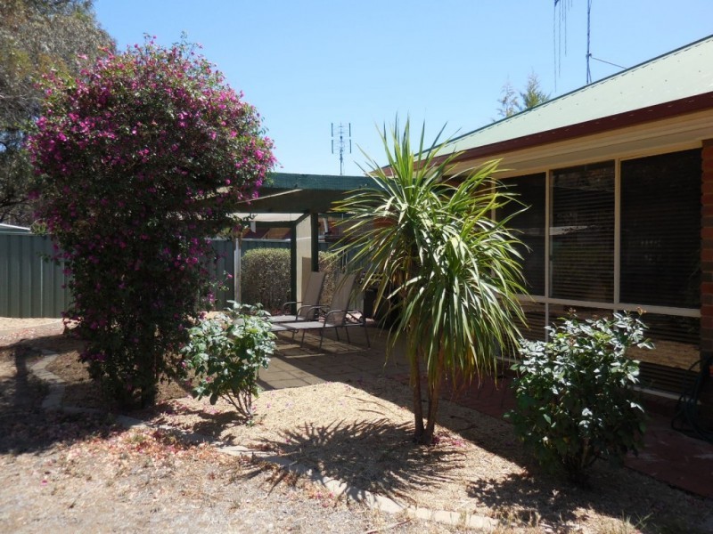 11 Goldhill Court, Kangaroo Flat VIC 3555