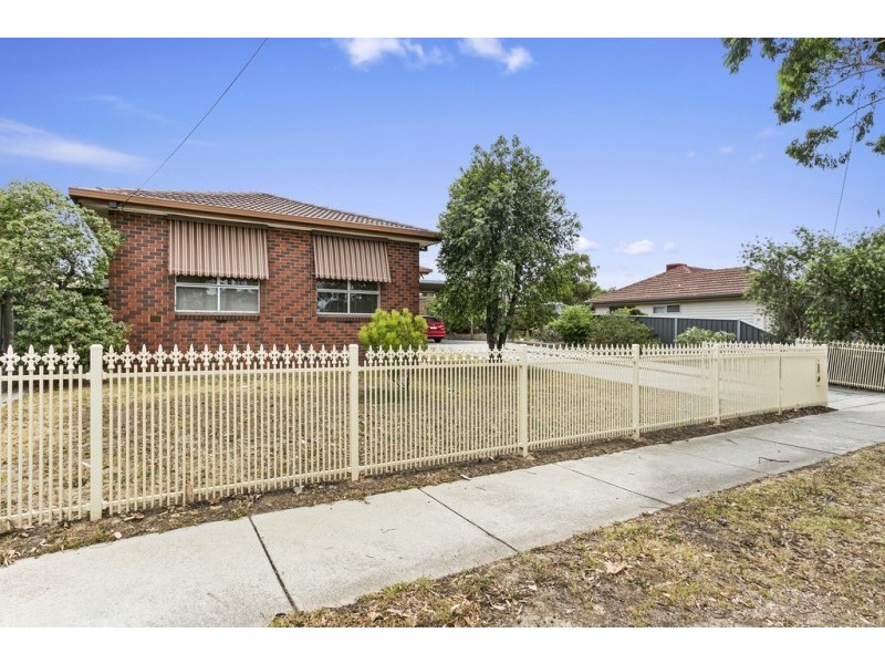 14 Sandhurst Road, California Gully VIC 3556