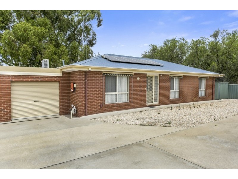 4/35 Wood Street, California Gully VIC 3556