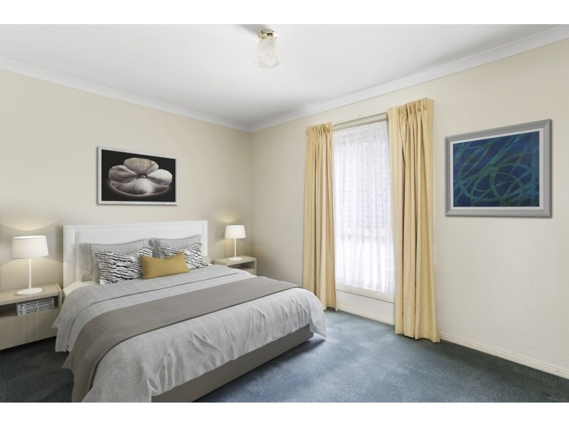 4/35 Wood Street, California Gully VIC 3556