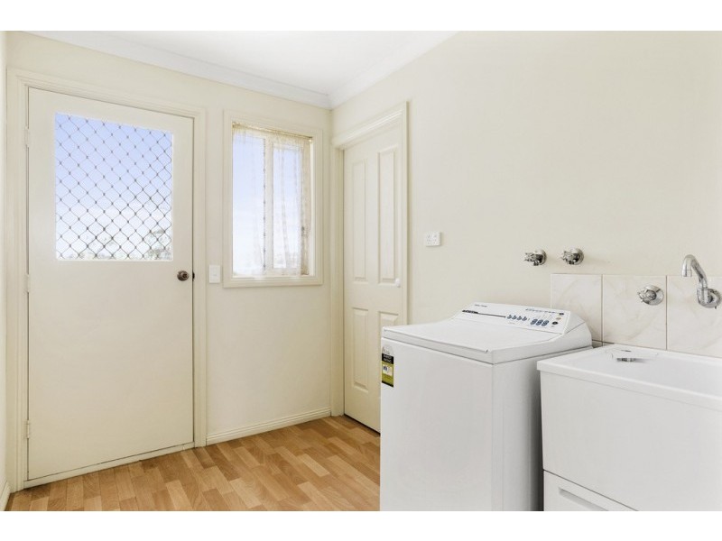 4/35 Wood Street, California Gully VIC 3556