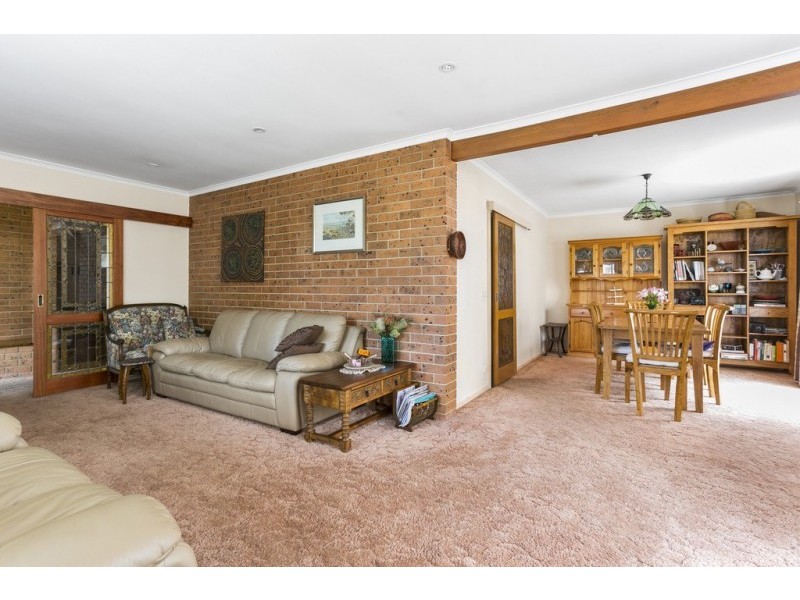 13 Glencoe Street, Kennington VIC 3550