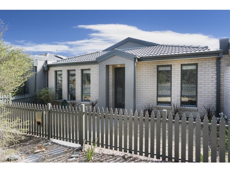6 Vista Street, Eaglehawk VIC 3556