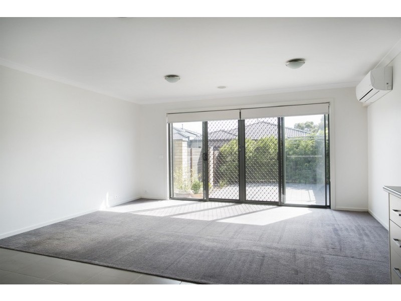 6 Vista Street, Eaglehawk VIC 3556
