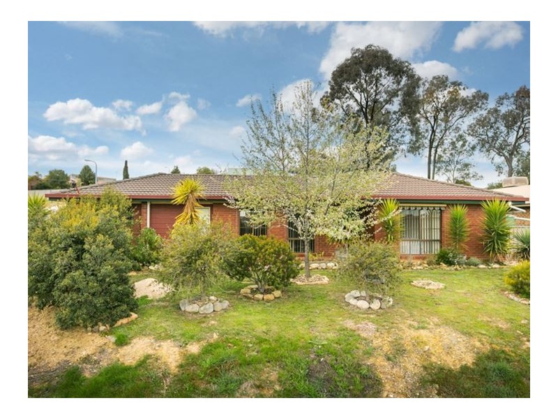 76 Browning Street, Kangaroo Flat VIC 3555