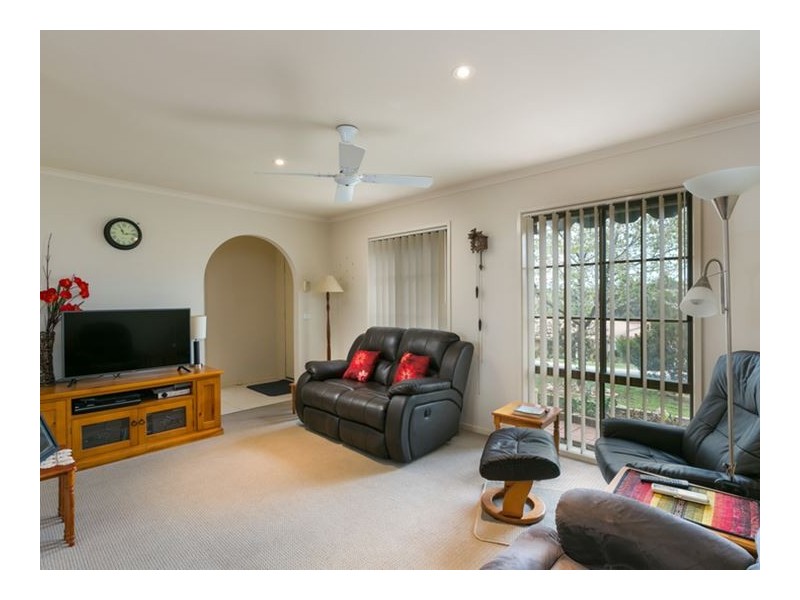 76 Browning Street, Kangaroo Flat VIC 3555