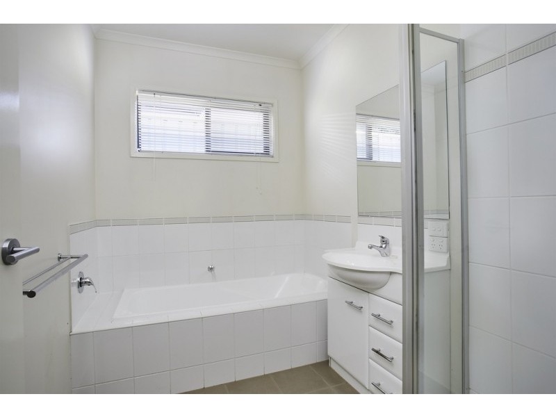 14 Saint James Wood Drive, North Bendigo VIC 3550