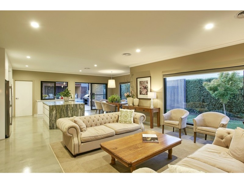 5 Illoura Place, Strathfieldsaye VIC 3551