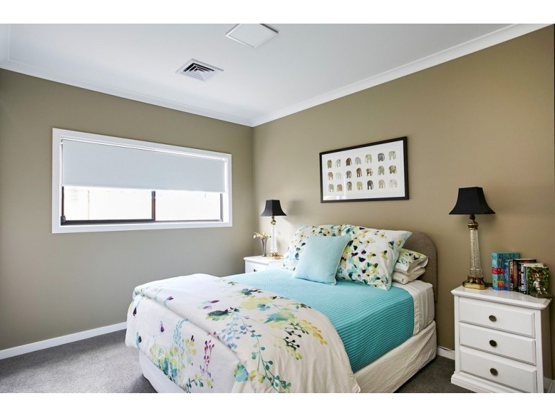 5 Illoura Place, Strathfieldsaye VIC 3551