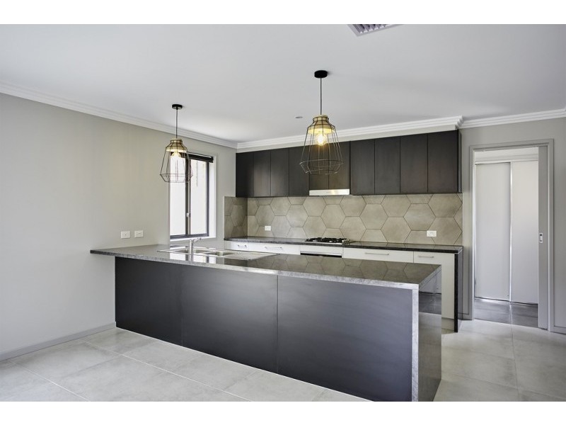1/71 Allingham Street, Golden Square VIC 3555