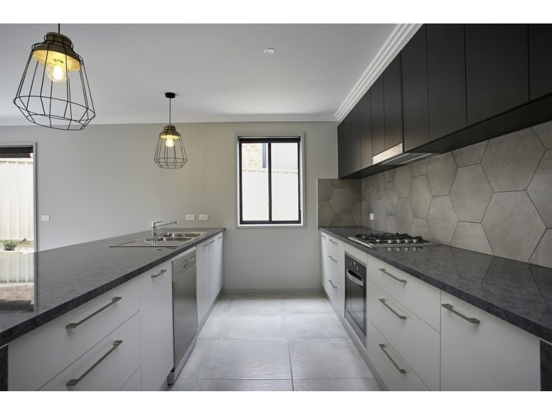 1/71 Allingham Street, Golden Square VIC 3555