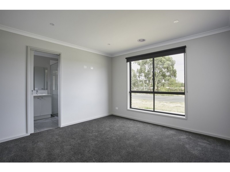 1/71 Allingham Street, Golden Square VIC 3555