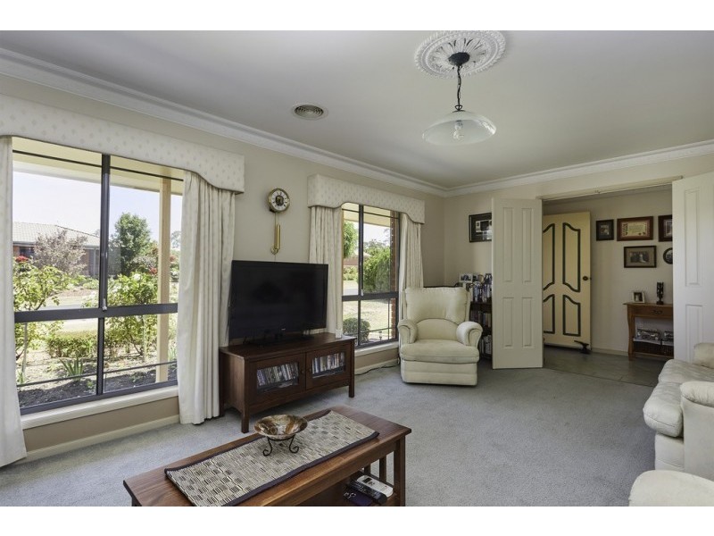 29 Gresham Court, Golden Square VIC 3555