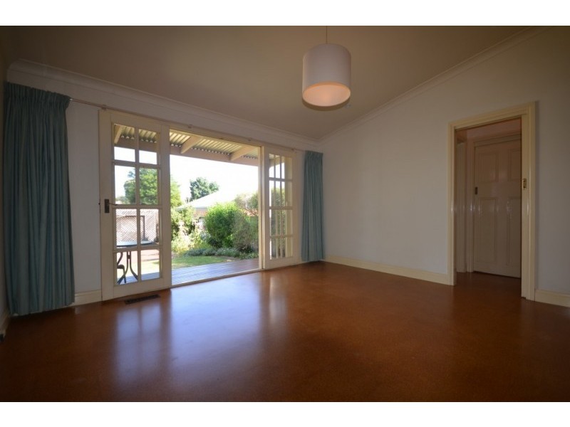 476 Hargreaves St, Bendigo VIC 3550