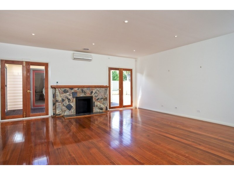 161 Neale Street, Flora Hill VIC 3550