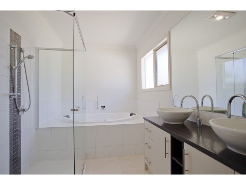 161 Neale Street, Flora Hill VIC 3550