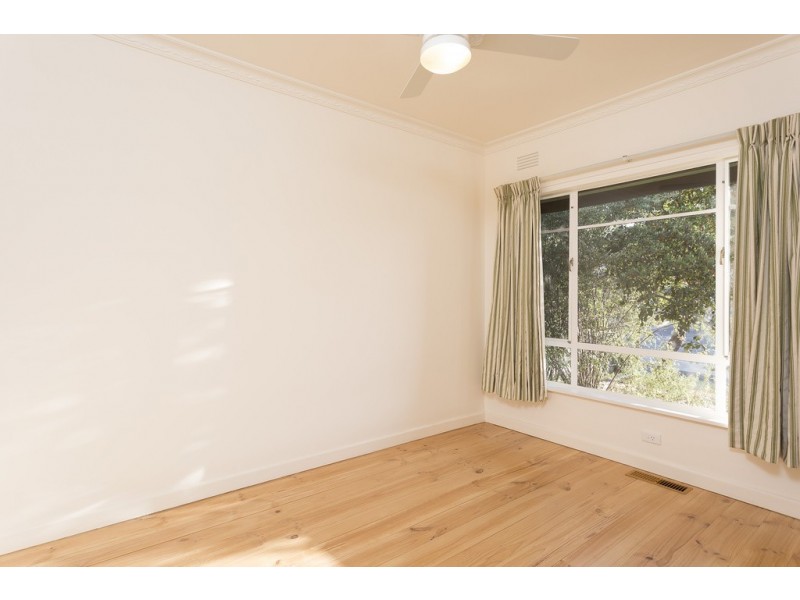 11 Wirth Street, Flora Hill VIC 3550