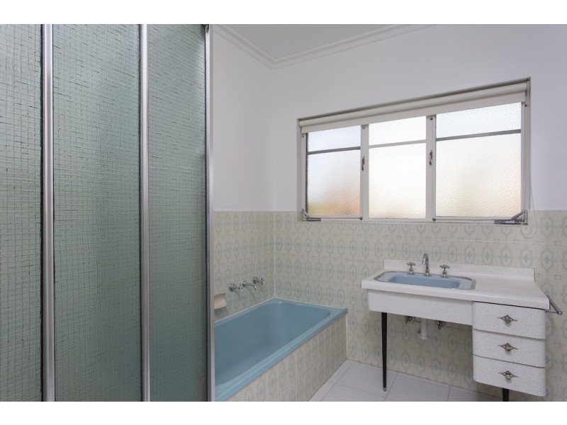 11 Wirth Street, Flora Hill VIC 3550