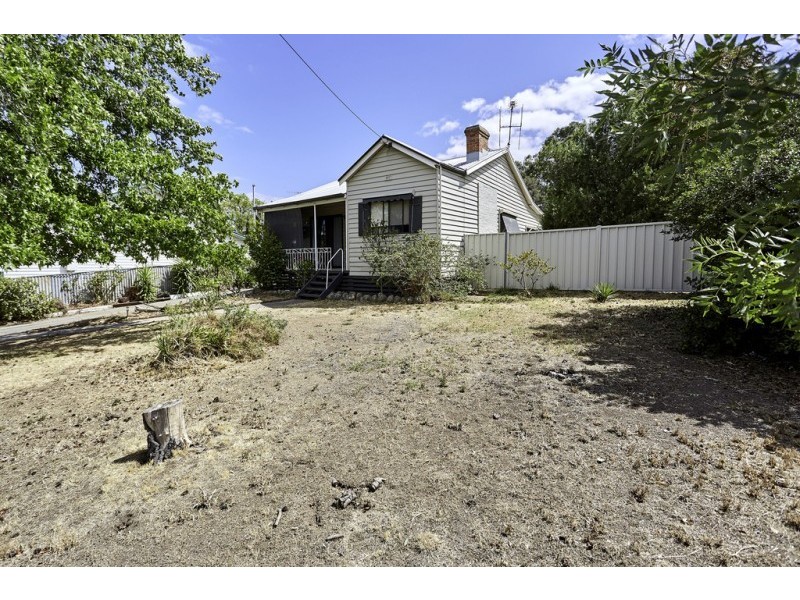 115 St Aidans Road, Kennington VIC 3550