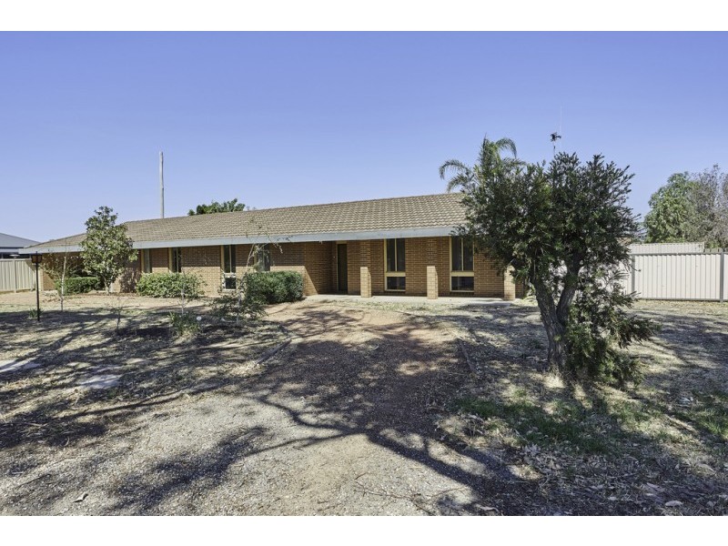 115 Station Street, Epsom VIC 3551