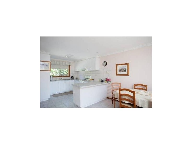 2/84 Condon St, Kennington VIC 3550