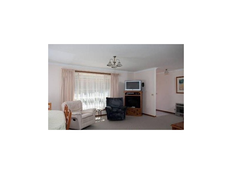 2/84 Condon St, Kennington VIC 3550