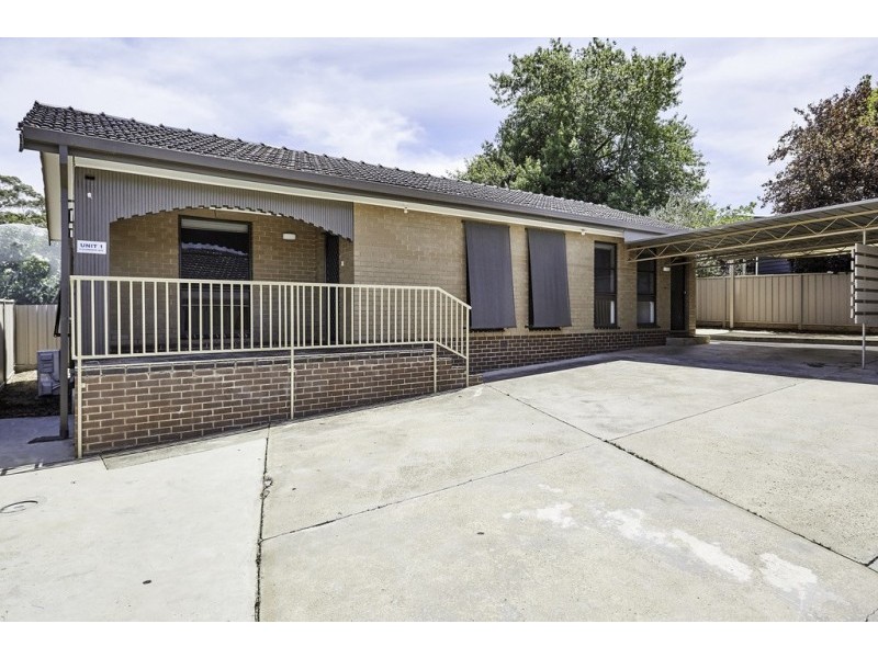1/5 Clarence Avenue, Kennington VIC 3550