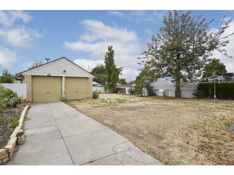 384 Eaglehawk Road, Eaglehawk VIC 3556