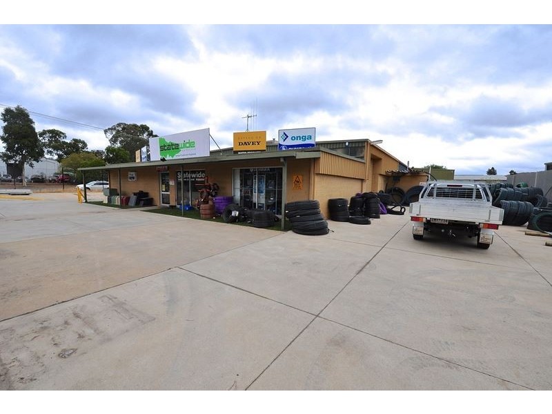 2B Thistle Street, Golden Square VIC 3555