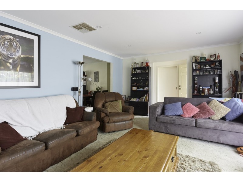 6 Billola Court, Eaglehawk VIC 3556