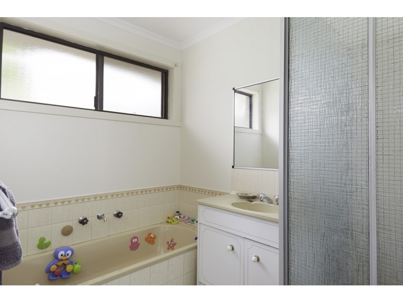 6 Billola Court, Eaglehawk VIC 3556