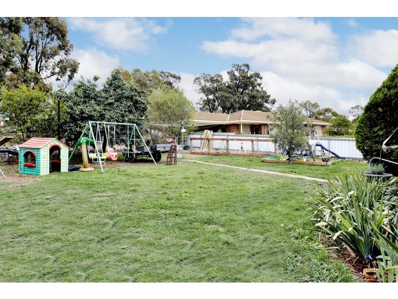 6 Billola Court, Eaglehawk VIC 3556